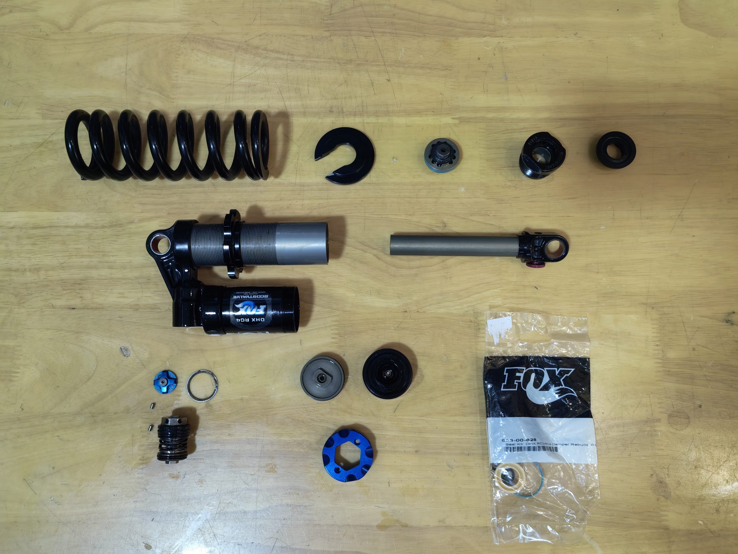 FOX DHX RC4 全面拆解保养 – overhaul