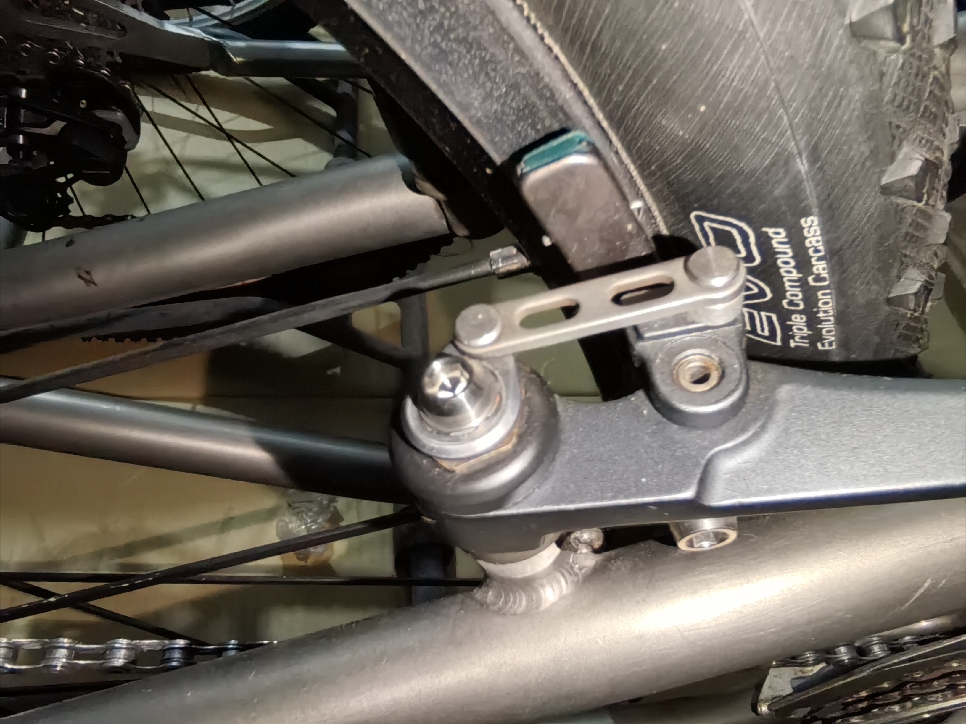 XTR V刹与Schwalbe轮胎